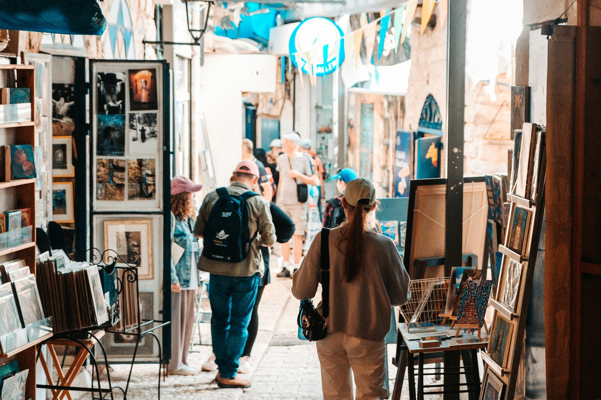 Modern vs Biblical Hebrew: Which Should You Learn